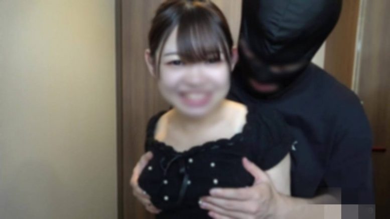 FC2-PPV-4688806【第三章／中出し＆ぶっかけ４発射】国宝級の色白美巨乳が青春の思い出作り。輝く魅惑のカラダに４発射。